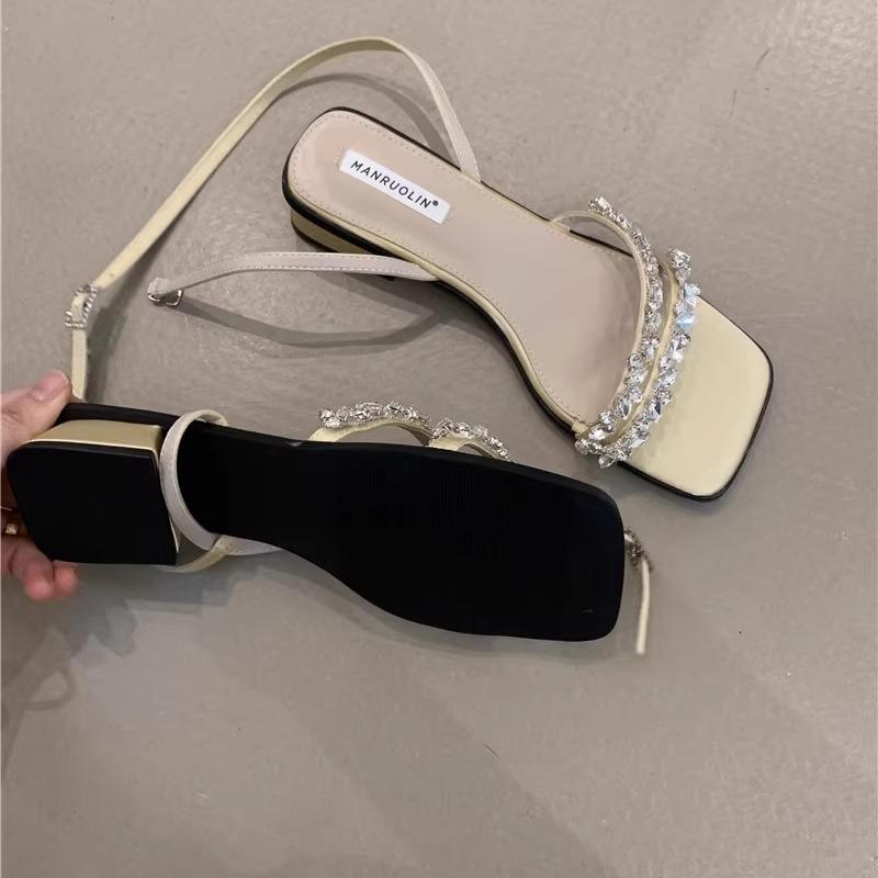 Soft fairy sandals female 2025 summer French temperament socialite rhinestone open toe thick heel Roman sandals