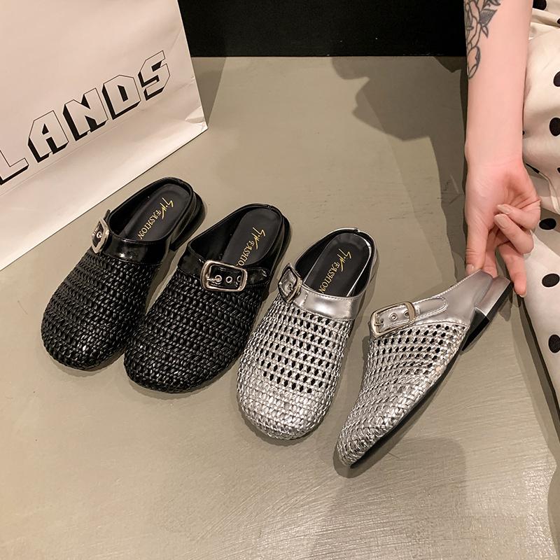 Fashion New 2025 Designer Sandals Water Diamond Rivet Shoe Women Flats Sandals Comfortable Lightweight Sandals Women Zapatos De Mujer