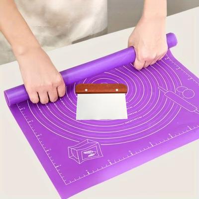 Tapis de Pétrissage 45x60CM avec Coupe-Pâte en Acier Inoxydable Mesures à l'Échelle Conception Anti-adhésif Tapis de Pâtisserie Fondant pour la Cuisson Cuisine
