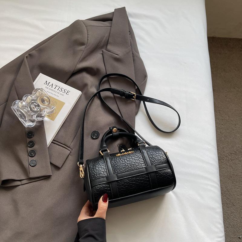 

Модная летняя сумка-подушка 2025 Премиальная новая сумка Женская сумочка Сумка через плечо