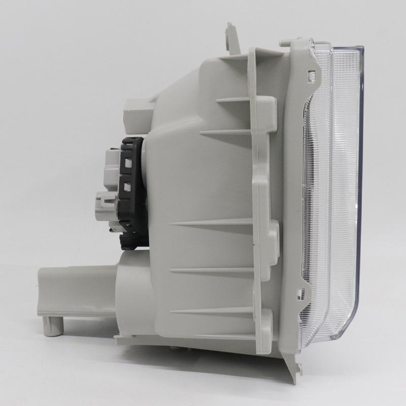 Isuzu Qingling 700P 4HK1 Headlight Assembly for High Beam