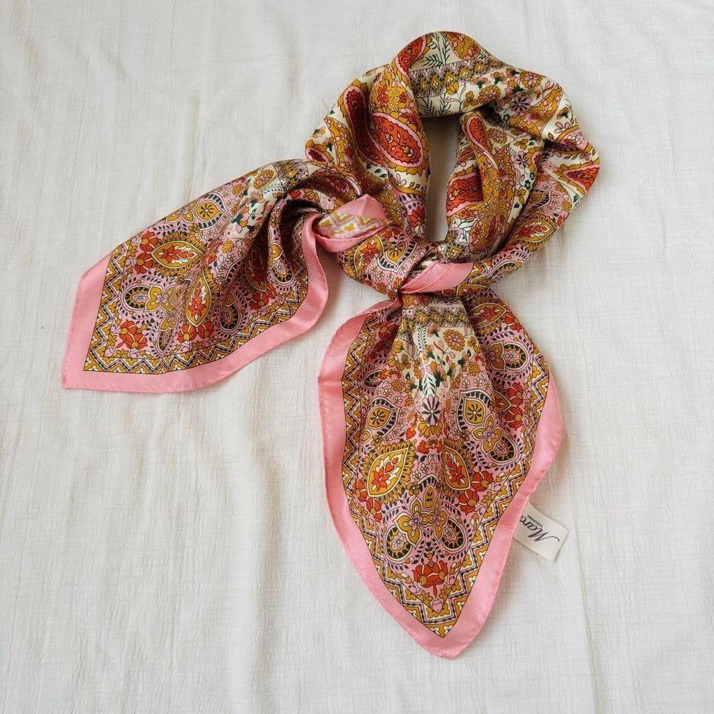 Used Marca Original Oval Silk Scarf Flower Paisley Pink