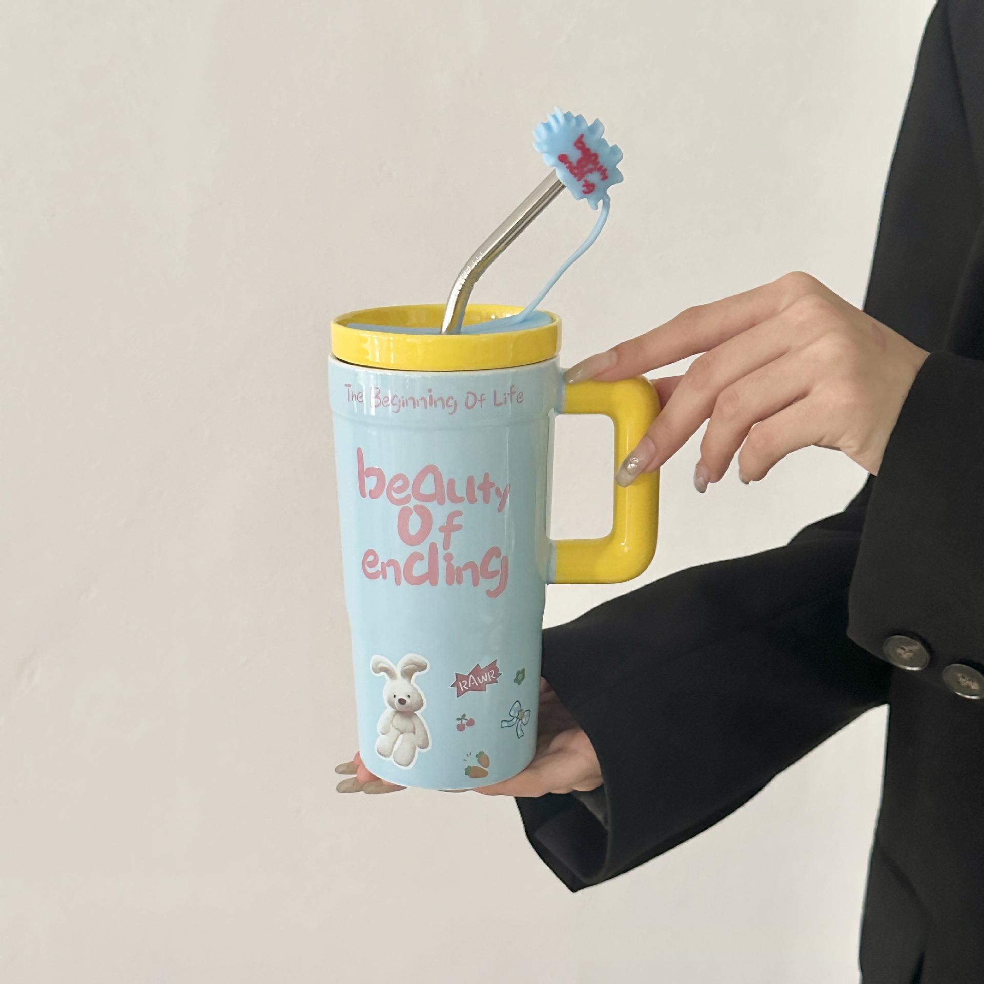 

High Value Straw Water Cup Cup Ceramic Household Large Capacity Mug Ceramic Cup with Lid for Girls Office 601-700ml