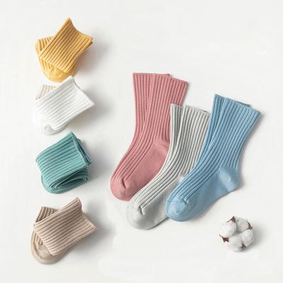 Neugeborenen Babysocken Einfarbig Knöchelsocken Kleinkind Säugling Baumwollsocken Niedliche Gestreifte Frühlings-Herbstsocken für Kinder Mädchen