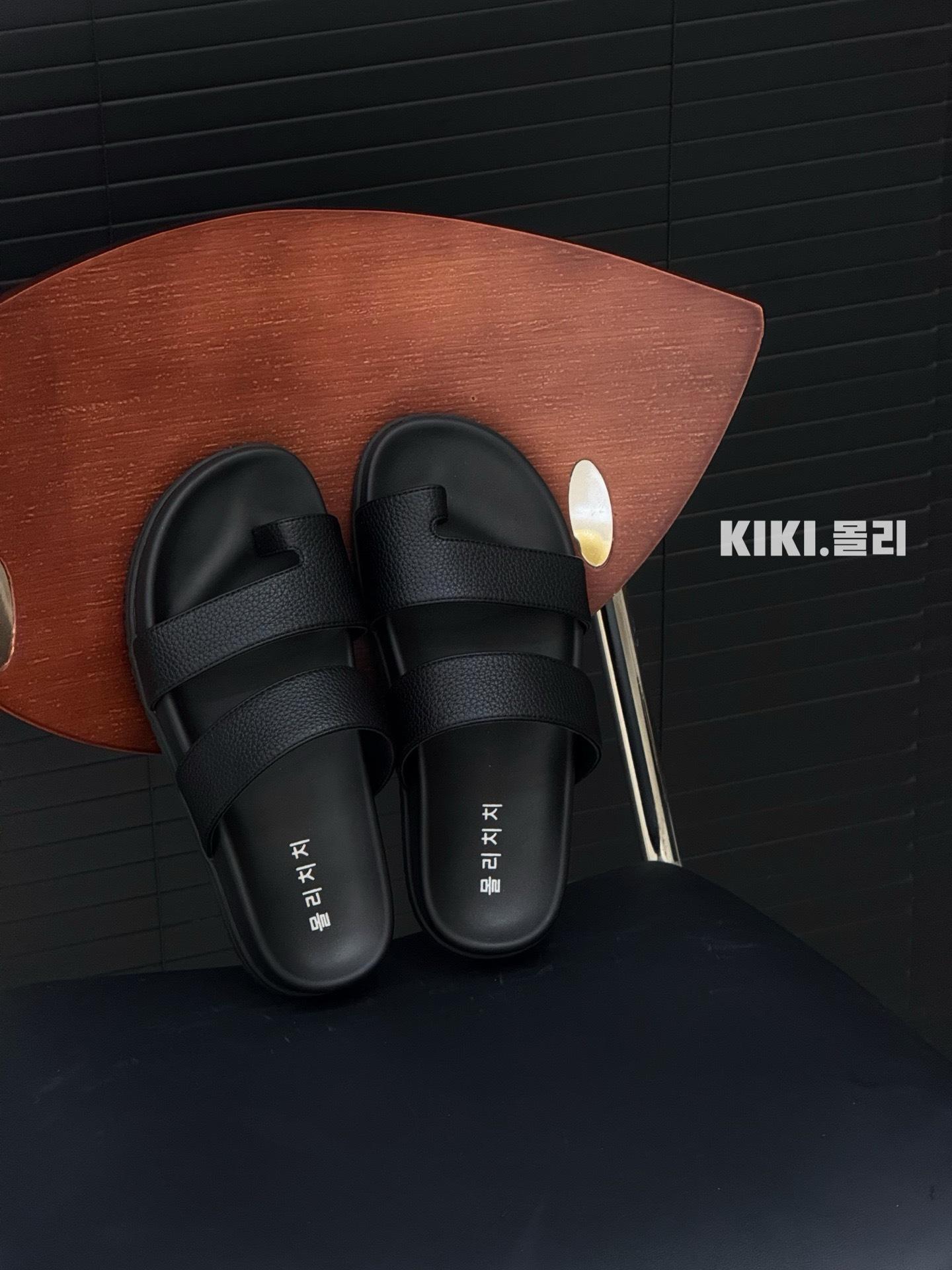 

Therow pinch sandals slippers outer wear summer skirt thick bottom seaside sand hard to cool slippers women 40 чорний