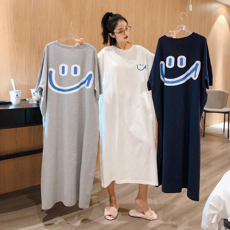 Women's Round Neck Short Sleeve Maxi Dress Loose Fit Mid Rise Smiley Face Printed Nightgown Sweet Casual Loungewear Sleep Dress