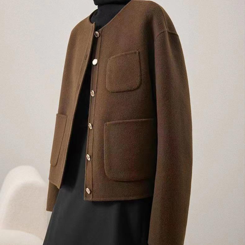 

Новое осенне-зимнее двухстороннее шерстяное пальто женское короткое корейское свободное шерстяное пальто темперамент M