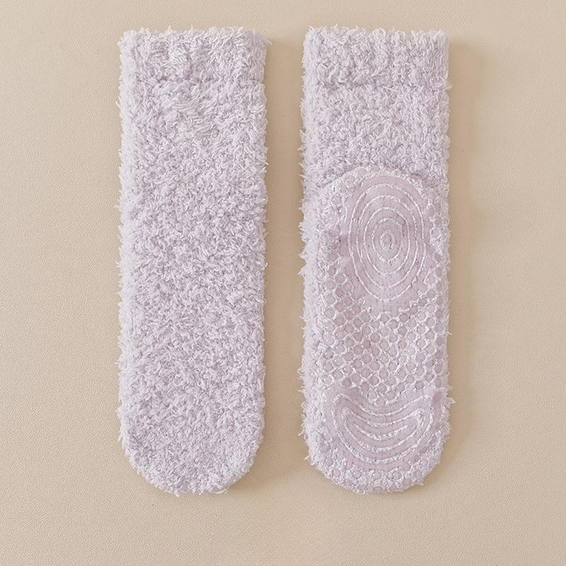 Winter and Autumn Coral Fleece Warmth-Keeping Mid-Calf Socks for Women, Home Use Anti-Slip Silicone Floor Socks