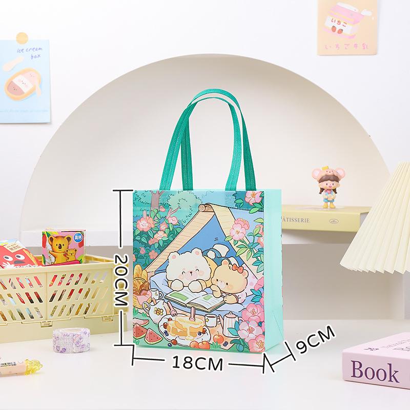 Children's Day, primary school students, kindergarten, birthdays, portable snacks, stationery, souvenirs, non-woven gift bags