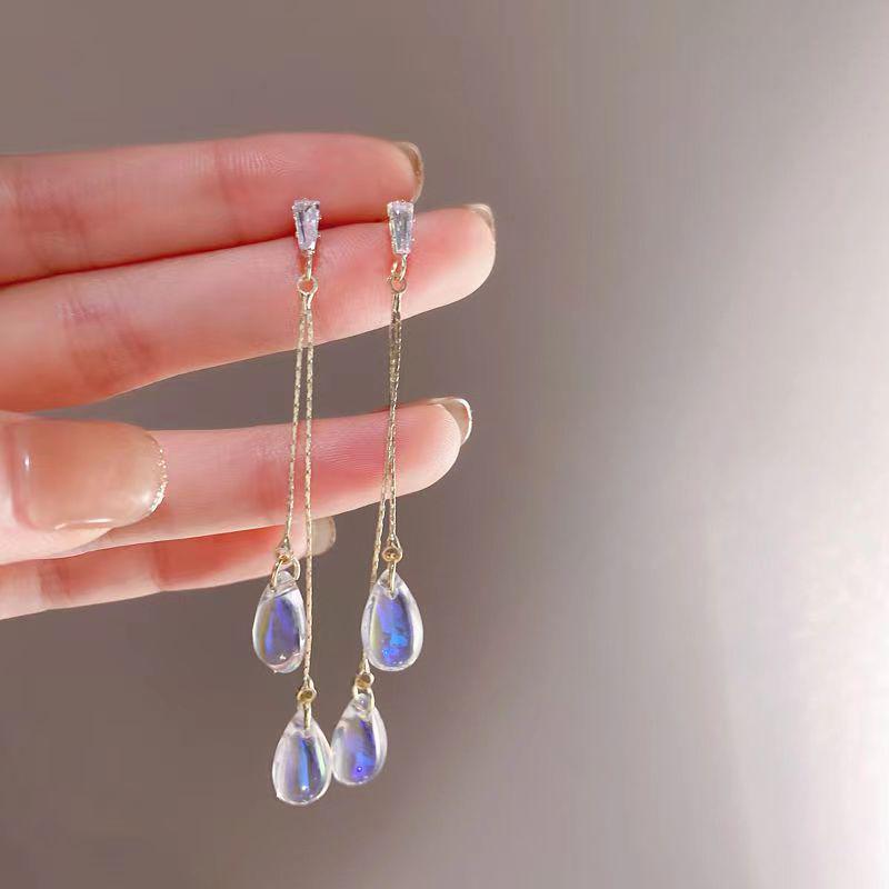 S925 Silver Teardrop Pearl Zircon Stud Earrings: Elegant Women's Fashion