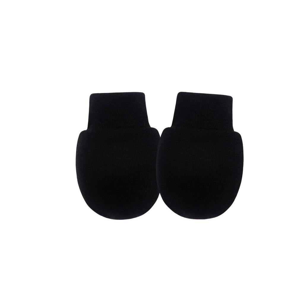 Newborn Baby Solid Color Anti-Scratch Gloves Set for All Seasons (0-3 Months) - Europe & US