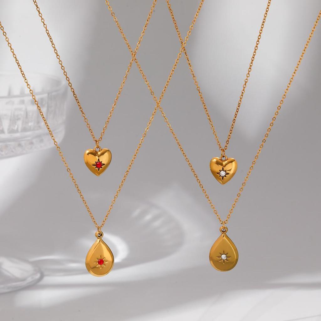 Titanium Steel Heart Necklace: European & American Niche Design, Double Layer Clavicle Chain.