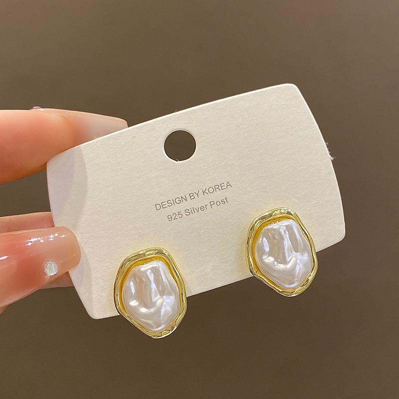 Irregular Geometry Baroque Imitation Pearl Stud Earrings For Women Korean Sweet Brincos Girls Wedding Jewelry Boucle D'oreille