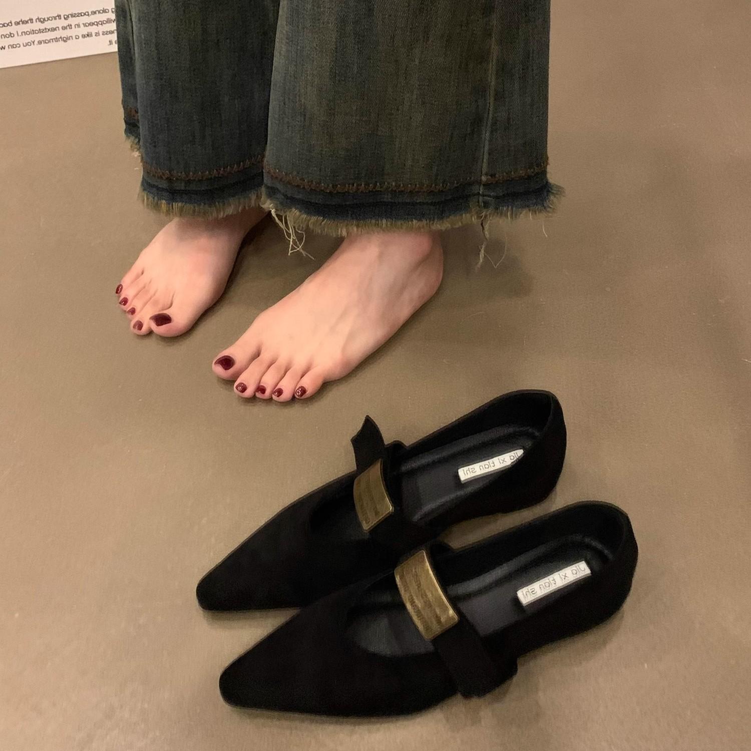 

French single shoes flat shoes 2025 spring and autumn height increase small fragrant single shoes soft soled shoes retro Mary Jane women s shoes 35 чёрный