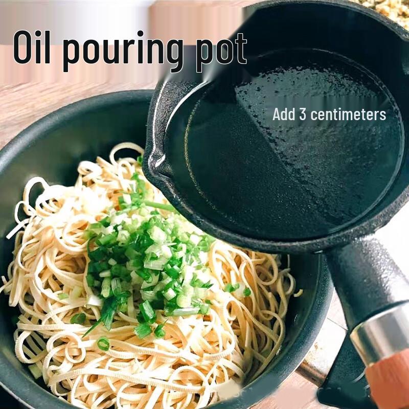 ZISIZ 10cm Mini Deepened Flat-Bottom Fried Egg Pan with Wooden Handle