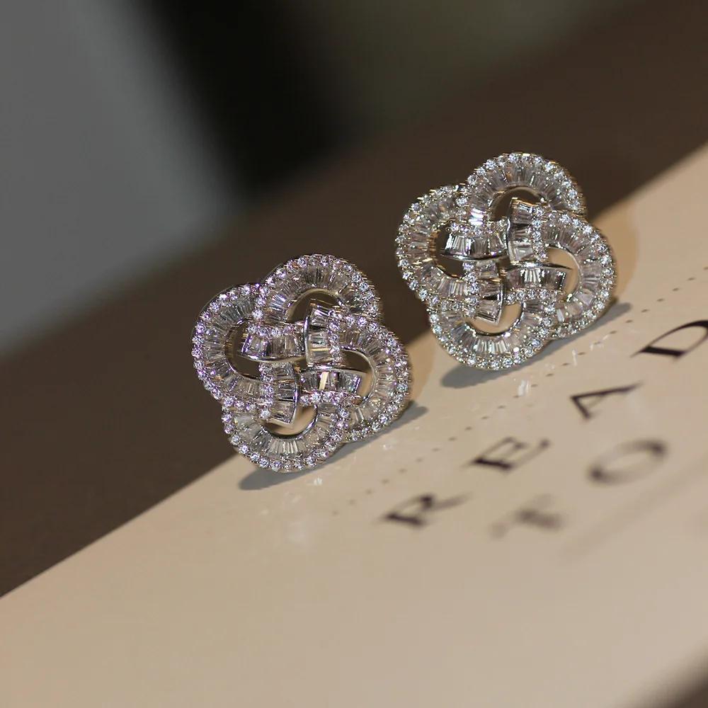 Korean Style Heavy Industry Micro Inlaid Zircon  Silver Needle Trendy Luxury Personalized  Earrings for Women