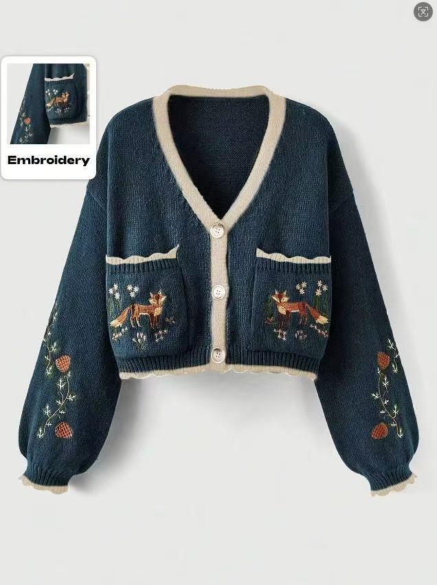 Women's V-Neck Long Sleeve Buttoned Pocket Sweater Top