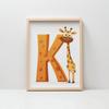 Giraff med bokstaven K - Glad affisch för barn Giraff med bokstaven K - Glad affisch för barn, 30X40 cm, Ram Trä Ljus Ek, Matt papper 230 g