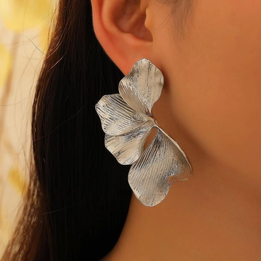 Exaggerated Leaf Drop Earrings Gold Color Plated Petal Pendant Earrings  Party Ear Accessories