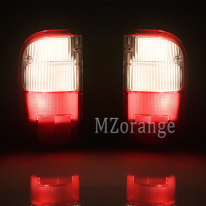 Tail Lamp Assembly Without Bulb for Toyota Hilux MK4 1997-2006 Rear Brake Driving Lamp Accessories Parts Auto RLT245-R RLT245-L