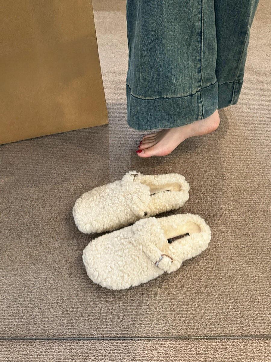 

Leopard print shoes, slippers, women s shoes, autumn and winter Korean version of velvet warm bag head, half-support shoes, single shoes 39