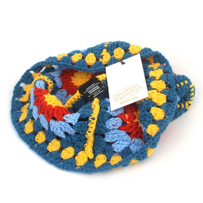 Universal Chemistry Flower Blue Knit Short Bucket Hat