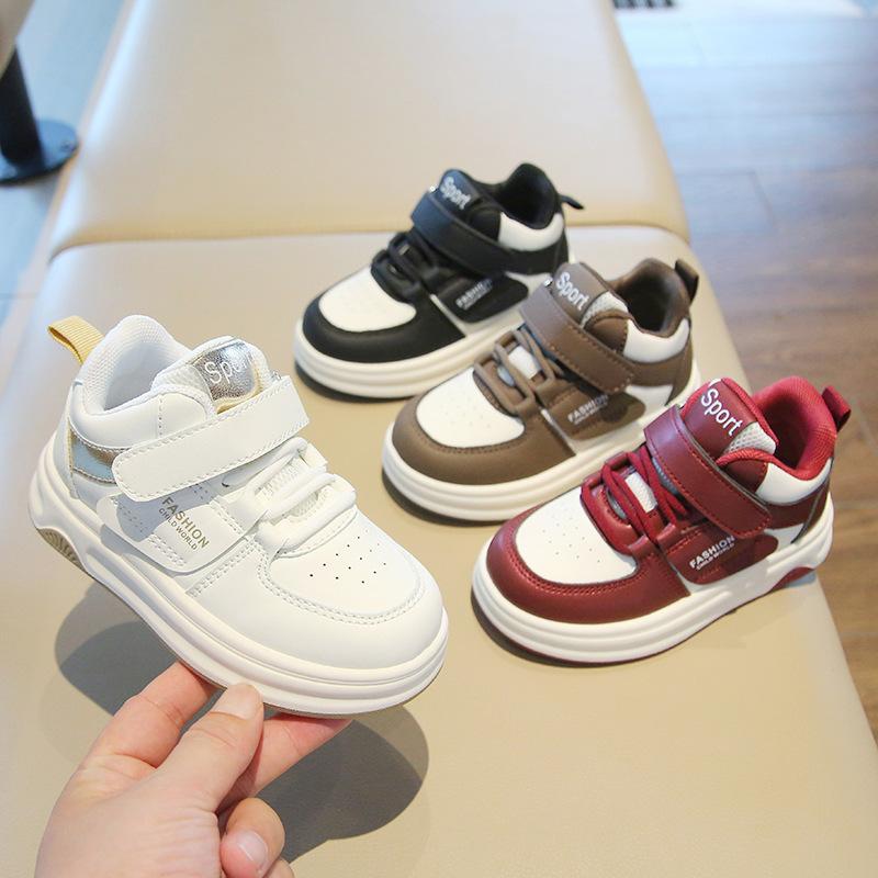 Children's sports shoes 2025 spring and autumn new girls' little white shoes high-top boys' casual board shoes soft-soled baby shoes list