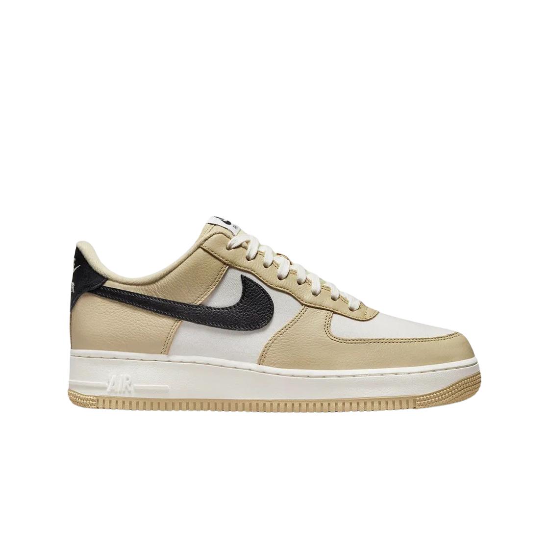 

Nike Air Force 1 07 Lx Team Gold And Black 280