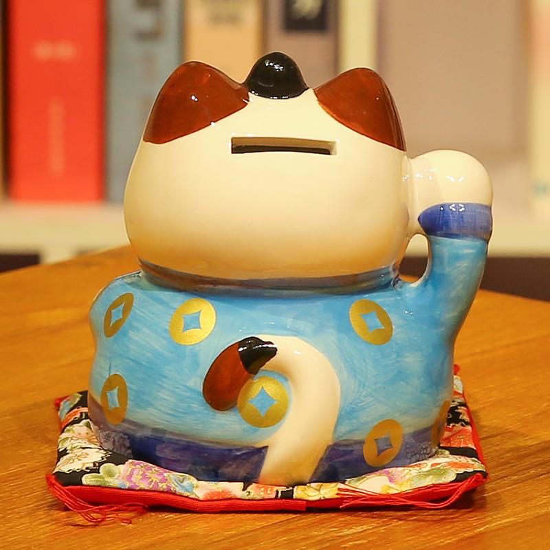 5.5 Inch Ceramic Maneki Neko Ornament Lucky Fortune Cat Feng Shui Decoration Figurine Piggy Bank Money Box With Placemat