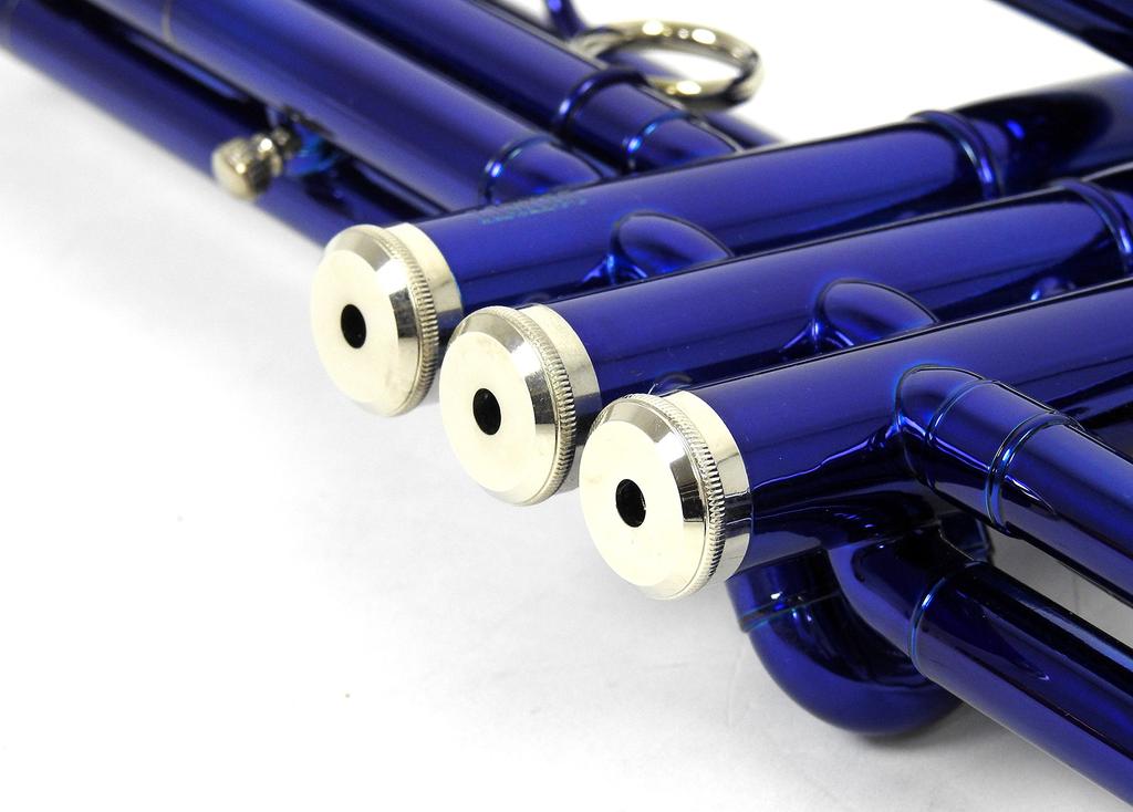 Kaerntner KTR-30MBL Trumpet, Metallic Blue (with Semi-hard Case)