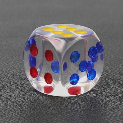 14 mm/13 mm KTV Bunte Kristallwürfel mit abgerundeten Kanten, weiße Basis mit roten und blauen Punkten
