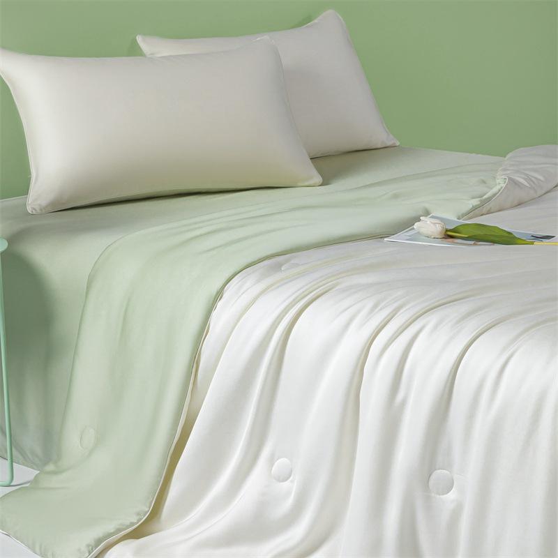 Summer Ice Silk Quilted 4-Piece Set: Lightweight, Machine Washable for Single & Double Beds