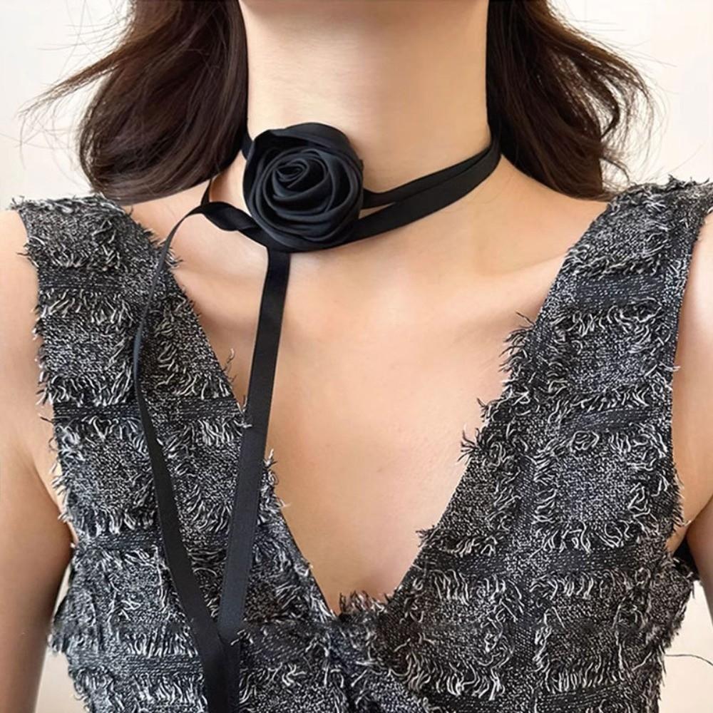 2PCS Multi-function Rose Curtain Tieback Elegant Curtains Tie Rope Creative Curtain Straps Gift