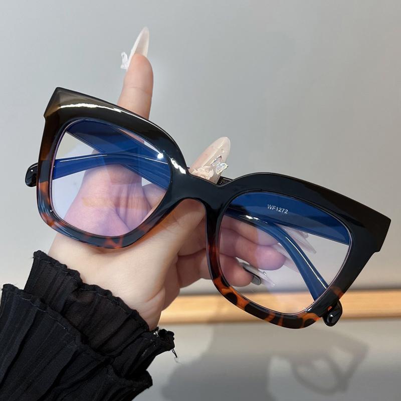 Oversized Square Frame Anti-Blue Light Glasses Woman Fashion Retro Men Computer Gaming Eye Protection Classic Plain Spectacles