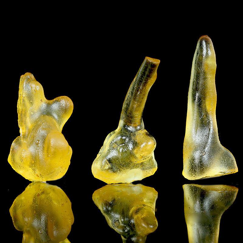 Natural Insect Amber Mineral Crystal For Unique Geological Specimens Collection**