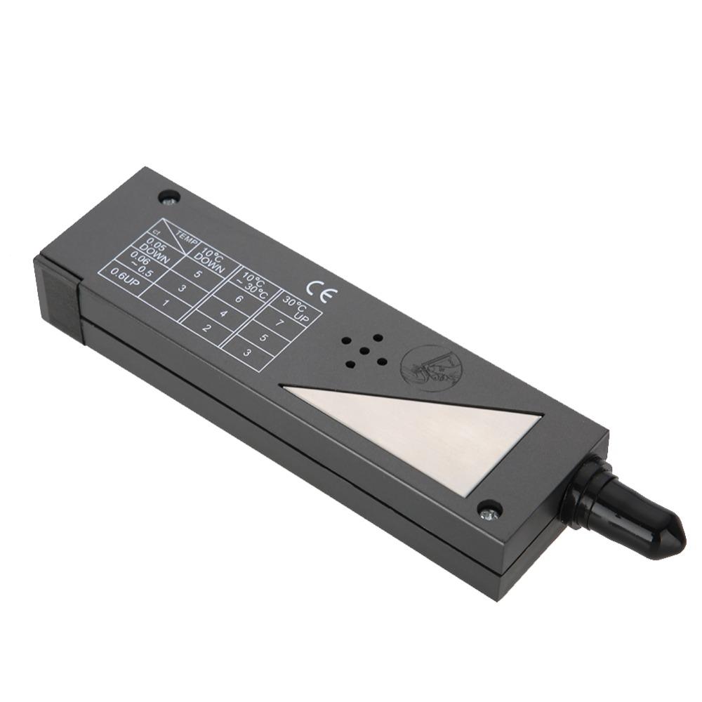 Plastic Portable LED Diamond Tester LED Indicator Moissanite Tester  For Novice and Expert