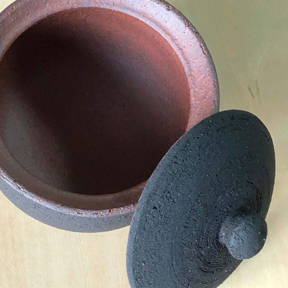 Hechimon Salt Made in Japan Pot, Large, Black,