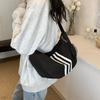 New Fashion Niche Design Messenger Bag Korean Version Versatile Casual Dumpling Bag Commuter Shoulder Bag Women