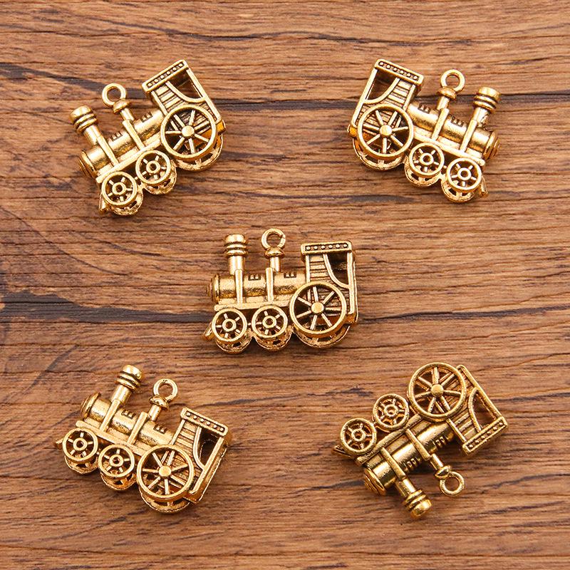 

Шестицветные сплавные 3D аксессуары для украшений в виде паровоза (21x27мм)