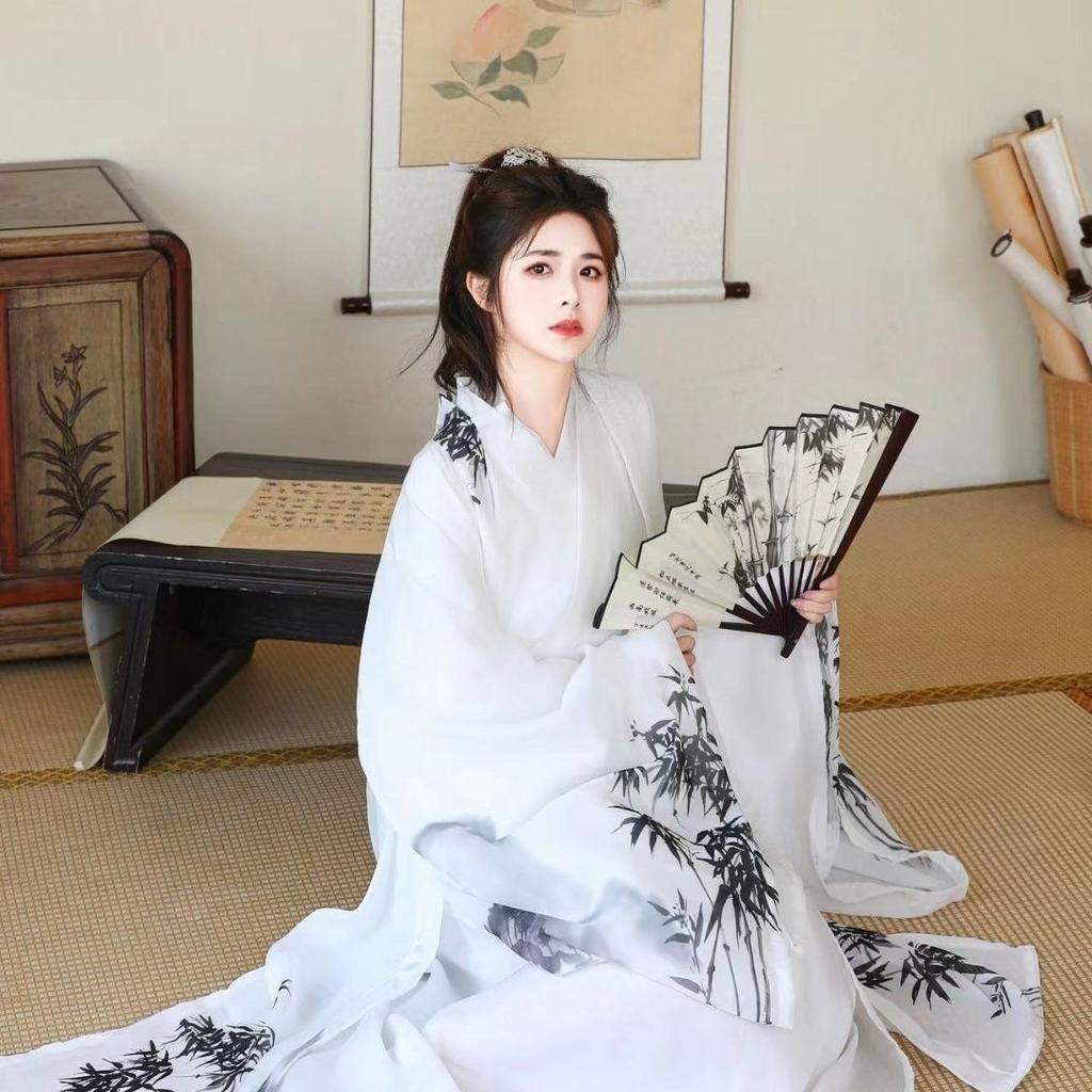 Chinese Wei And Jin Dynasties Style Hanfu Bamboo Leaf Printed Large Size Ladies Suit