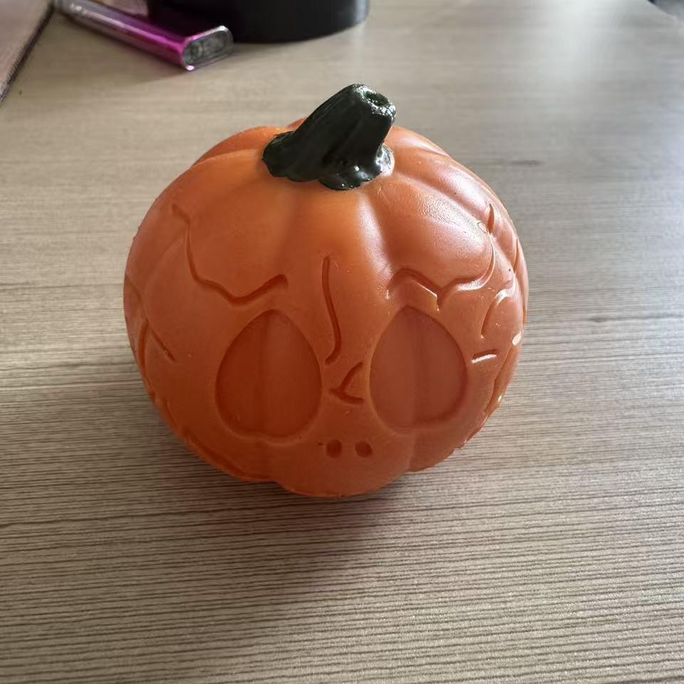 Luminous Slow Rebound Halloween Pumpkin Squeeze Toy – Decompression Toy Blind Box for All Ages