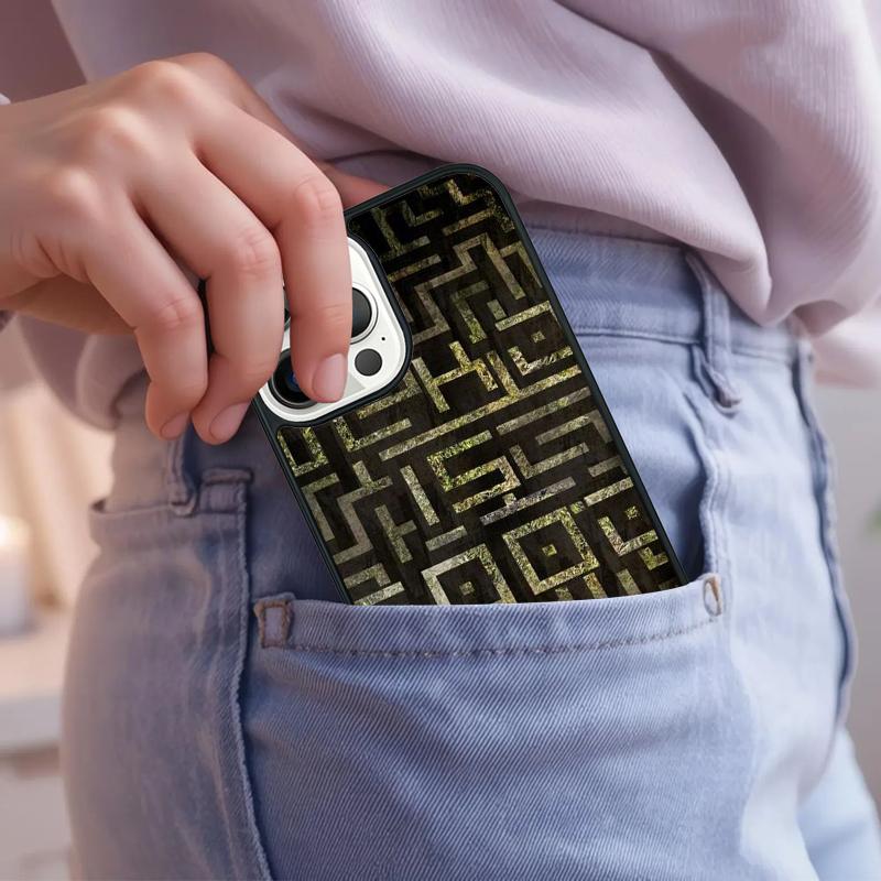 The Maze Runner Qoutes Phone Case For iPhone 17 Air 15 16e 14 13 Pro Max Coque 12 11 Pro Max PLUS cover