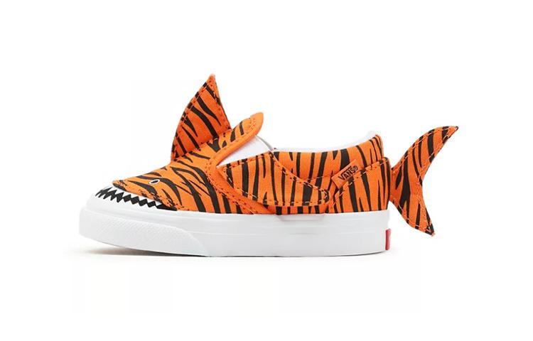 Vans Slip-On   V Toddler  Tiger Shark  VN0A7Q4Z8CF 24.5