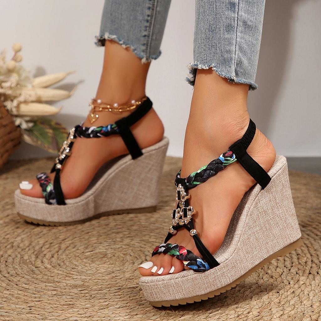 2025 Sommer neue ethnische Stil dicken Sohlen Keilabsatz Kreuz Fisch Mund Damen große Größe Mode Sandalen