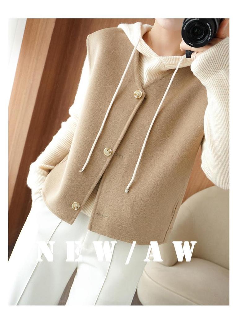 Women's Wool Blend V-Neck Vest: Petite Sleeveless Cardigan with Shoulder Pads, 100% Double-Faced Wool for Autumn & Winter.