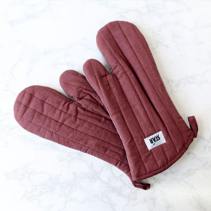 

2-piece set of long-type kitchen heat-resistant gloves