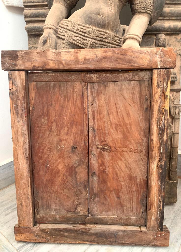 Handmade Royal Procession Painting Frame: Antique Indian Jharokha Wall Decor