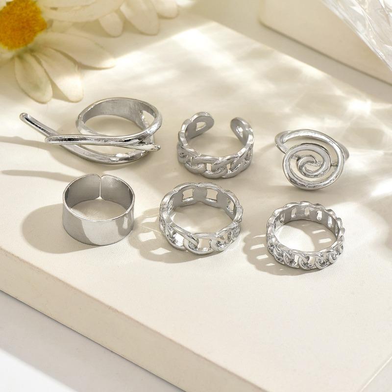 Ring Jewelry Niche High-end Jewelry Accessories Personality Light Luxury Hollow Ring Woman with Personality