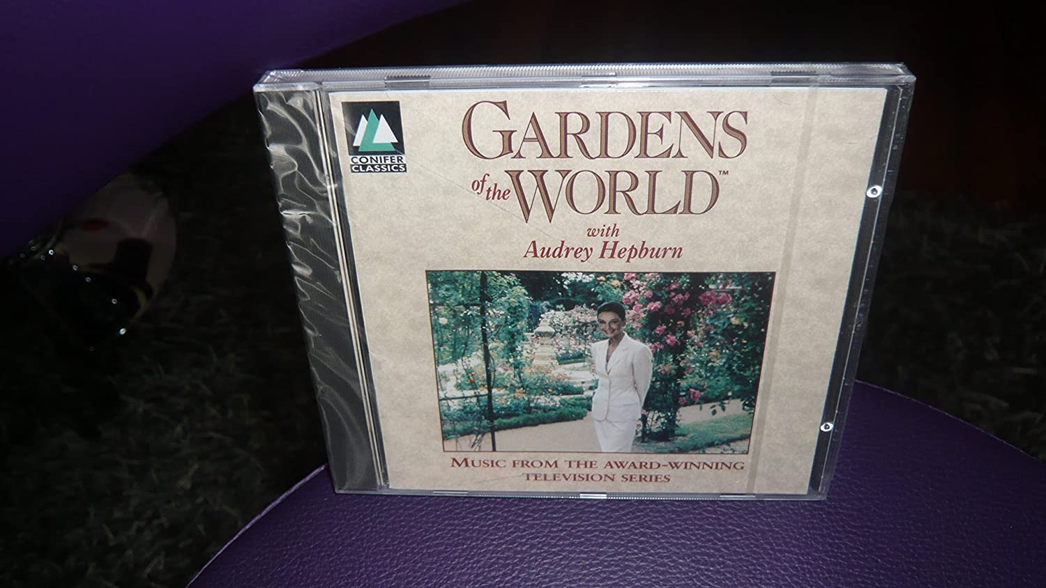 

CD HEPBURN, AUDREY, STUPEL; ARP - Gardens of the World 74321178412 Conifer Classic US Classical Used
