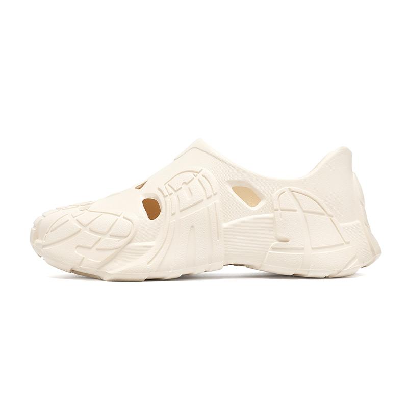 Summer Men's Sandals New Men Clogs Beach Slippers Men Outdoor Casual Shoes Men Sandals Male Water Shoes Big Size 45